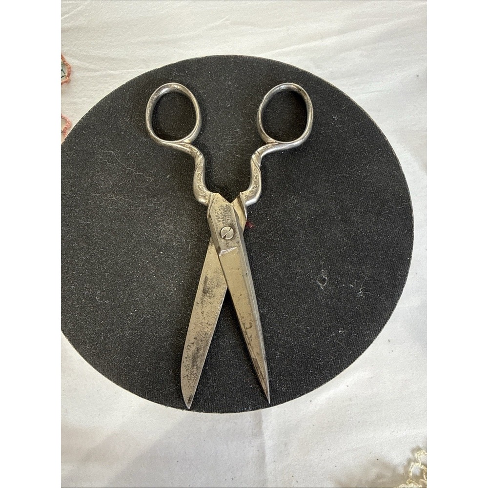 Vintage Henry Sears & Co. 5" Long Scissors. Carved Handle. PRUS-51A .